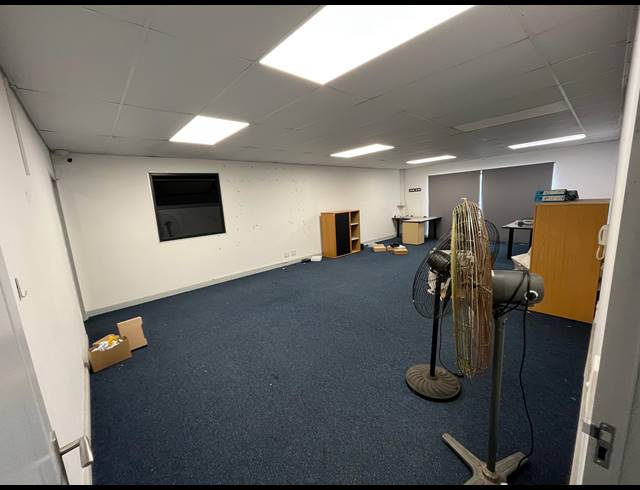 386M² WAREHOUSE TO LET IN RIVERGATE